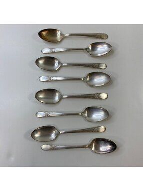 Vintage WM Rogers Silver Plated "Beloved" Teaspoon Set Of 7